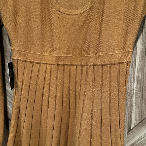 NWT Express Pleated Mock Neck Cutout Back Sweater Dress - Picture 12 of 12